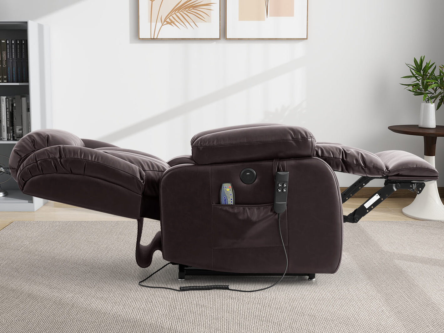 An_infinite_position_dual_motor_power_lift_recliner_lays_flat_in_the_living_room_and_is_perfect_for_sleeping