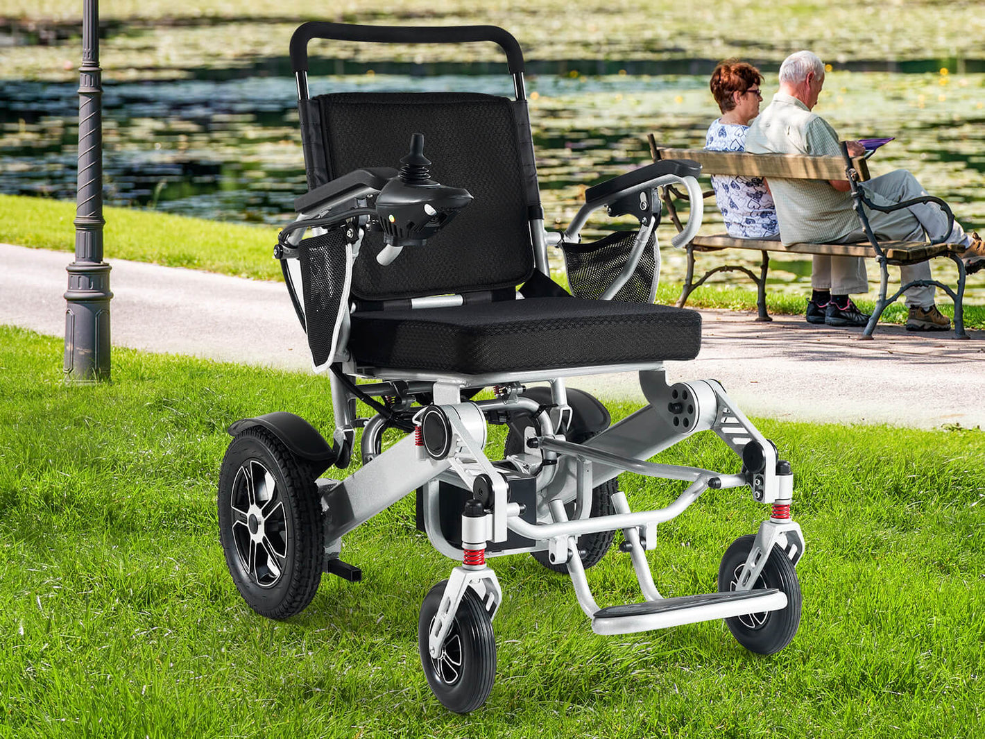 The_best_electric_wheelchair_for_seniors_on_the_go